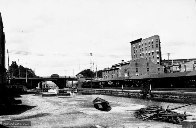 Canal Rideau avant la construction de la Gare Union