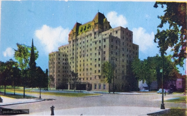 Lord Elgin Hotel on Elgin Street in Ottawa