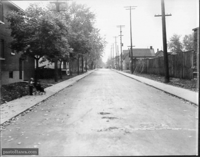 Percy Street @ Lisgar Street Looking South in Ottawa in 1938