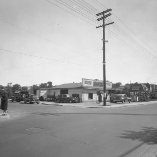 Intersection des rues Booth et Carling en 1938