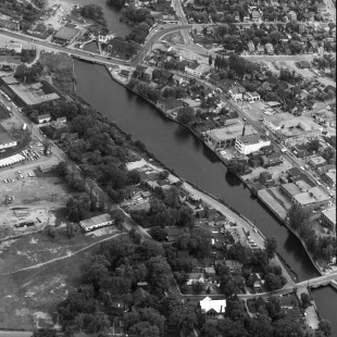 Aerial view of Brewery Creek in Hull around 1940