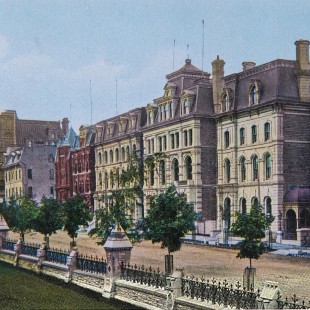 Rue Wellington en face du parlement en 1910