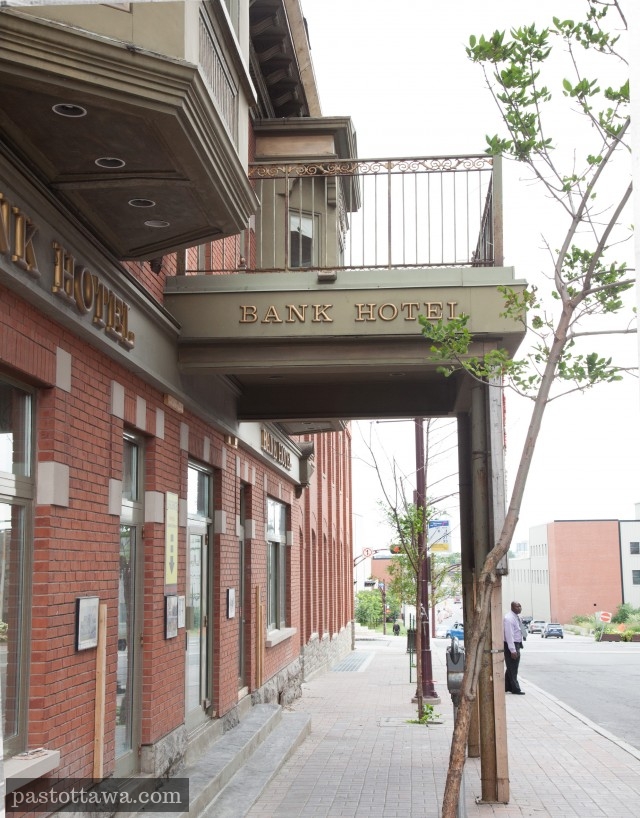 Bank Hotel en 2013 sur la rue Eddy