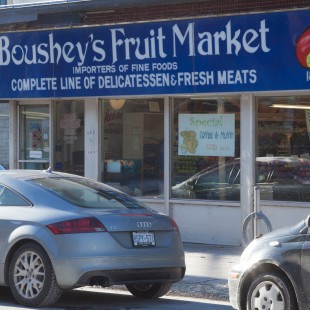 Boushey's corner store on Elgin Street in Ottawa around 2013