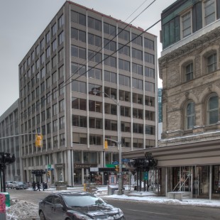 Building at the corner of Sparks and Metcalfe Street in Ottawa in 2014